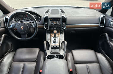 Внедорожник / Кроссовер Porsche Cayenne 2013 в 