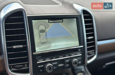 Внедорожник / Кроссовер Porsche Cayenne 2013 в 
