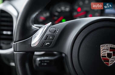 Внедорожник / Кроссовер Porsche Cayenne 2010 в 