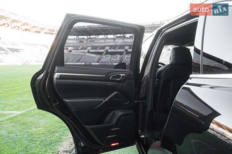 Позашляховик / Кросовер Porsche Cayenne 2010 в Одесі фото 42 Позашляховик / Кросовер Porsche Cayenne 2010 в Одесі