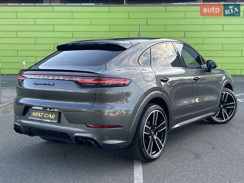 Позашляховик / Кросовер Porsche Cayenne 2019 в Києві