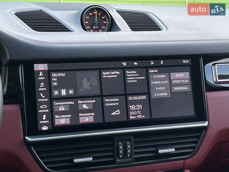 Позашляховик / Кросовер Porsche Cayenne 2019 в Києві