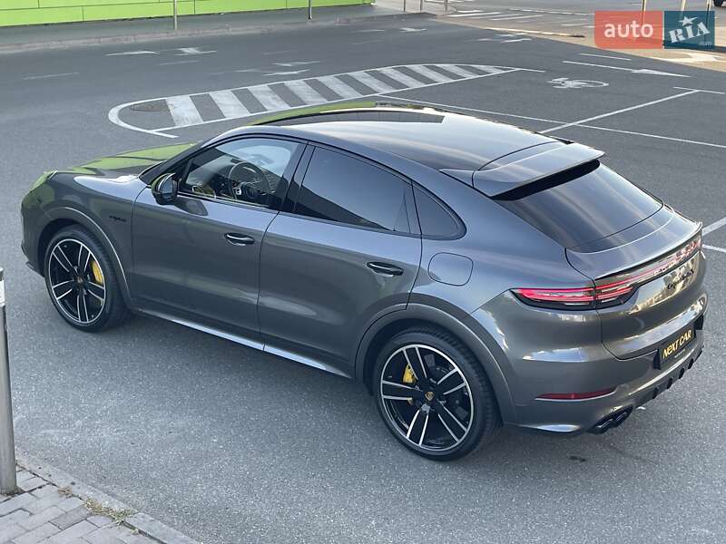 Позашляховик / Кросовер Porsche Cayenne 2019 в Києві