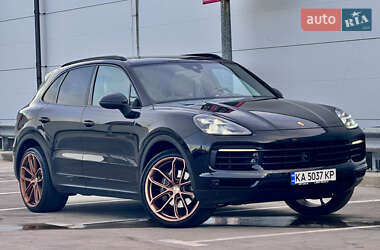 Позашляховик / Кросовер Porsche Cayenne 2018 в 