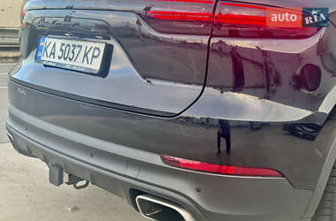 Позашляховик / Кросовер Porsche Cayenne 2018 в 