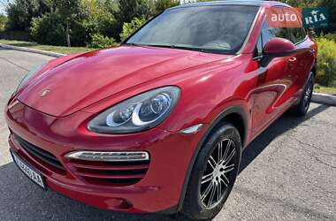 Позашляховик / Кросовер Porsche Cayenne 2013 в Чернівцях