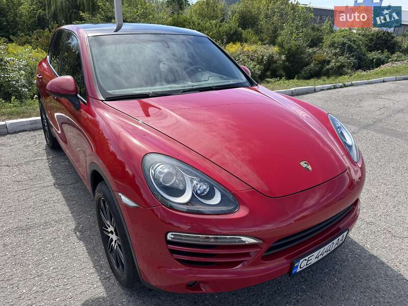 Внедорожник / Кроссовер Porsche Cayenne 2013 в Черновцах