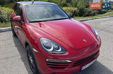 Внедорожник / Кроссовер Porsche Cayenne 2013 в 