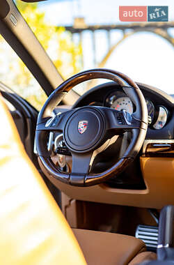 Внедорожник / Кроссовер Porsche Cayenne 2012 в 