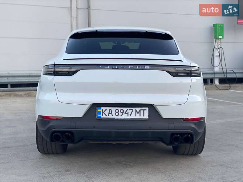 Внедорожник / Кроссовер Porsche Cayenne 2020 в Киеве