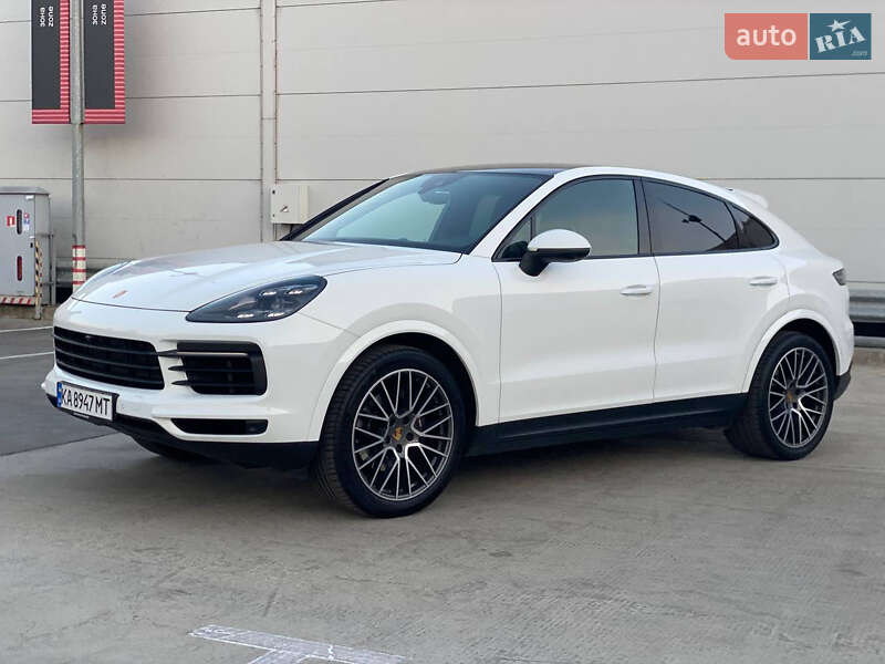 Внедорожник / Кроссовер Porsche Cayenne 2020 в Киеве