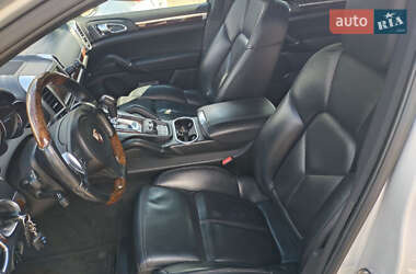 Внедорожник / Кроссовер Porsche Cayenne 2010 в 