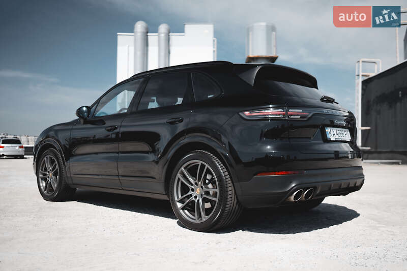 Позашляховик / Кросовер Porsche Cayenne 2017 в Києві