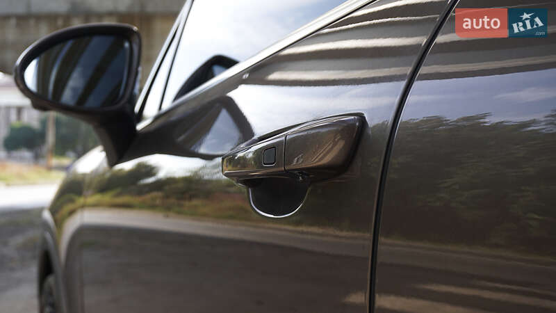 Позашляховик / Кросовер Porsche Cayenne 2015 в Дніпрі