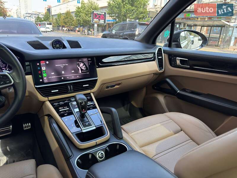 Внедорожник / Кроссовер Porsche Cayenne 2022 в Киеве фото 16 Внедорожник / Кроссовер Porsche Cayenne 2022 в Киеве