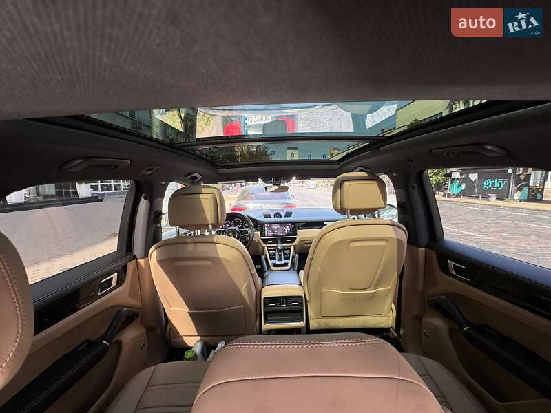Внедорожник / Кроссовер Porsche Cayenne 2022 в Киеве фото 29 Внедорожник / Кроссовер Porsche Cayenne 2022 в Киеве