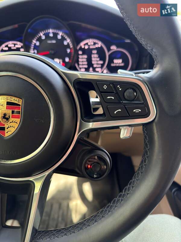 Внедорожник / Кроссовер Porsche Cayenne 2022 в Киеве фото 32 Внедорожник / Кроссовер Porsche Cayenne 2022 в Киеве