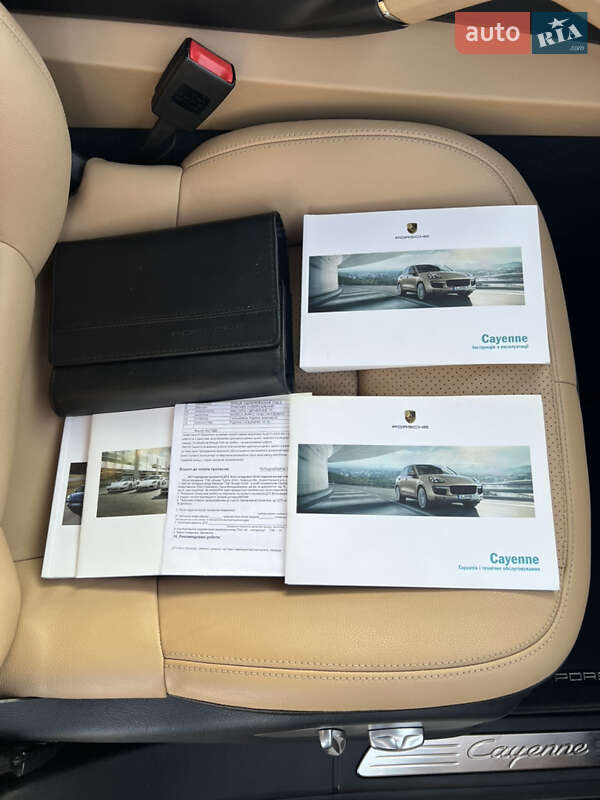 Позашляховик / Кросовер Porsche Cayenne 2015 в Києві фото 40 Позашляховик / Кросовер Porsche Cayenne 2015 в Києві