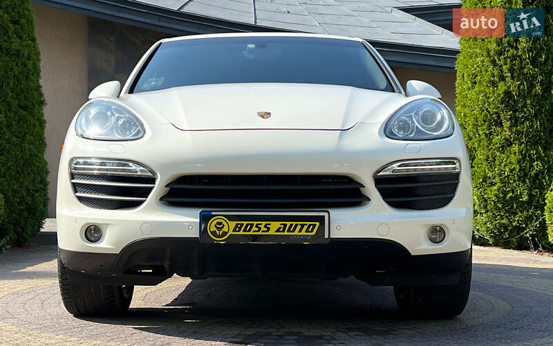 Внедорожник / Кроссовер Porsche Cayenne 2011 в Львове