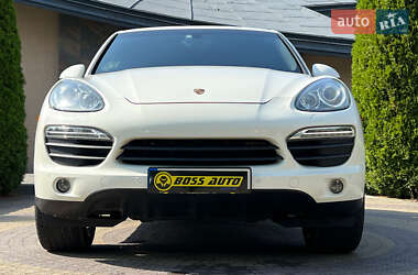 Позашляховик / Кросовер Porsche Cayenne 2011 в 