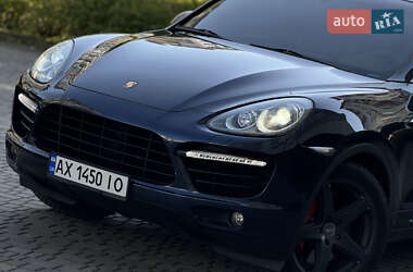 Внедорожник / Кроссовер Porsche Cayenne 2010 в 
