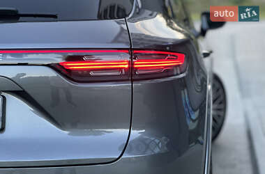 Внедорожник / Кроссовер Porsche Cayenne 2019 в 