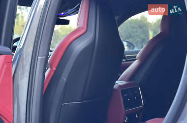 Внедорожник / Кроссовер Porsche Cayenne 2019 в 