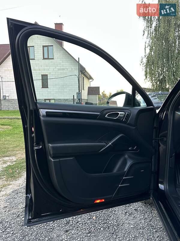 Внедорожник / Кроссовер Porsche Cayenne 2011 в Любешове фото 45 Внедорожник / Кроссовер Porsche Cayenne 2011 в Любешове