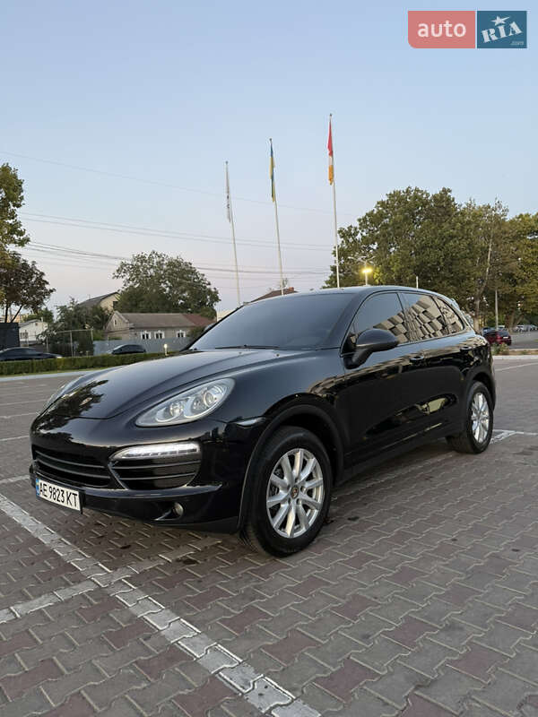 Позашляховик / Кросовер Porsche Cayenne 2012 в Одесі