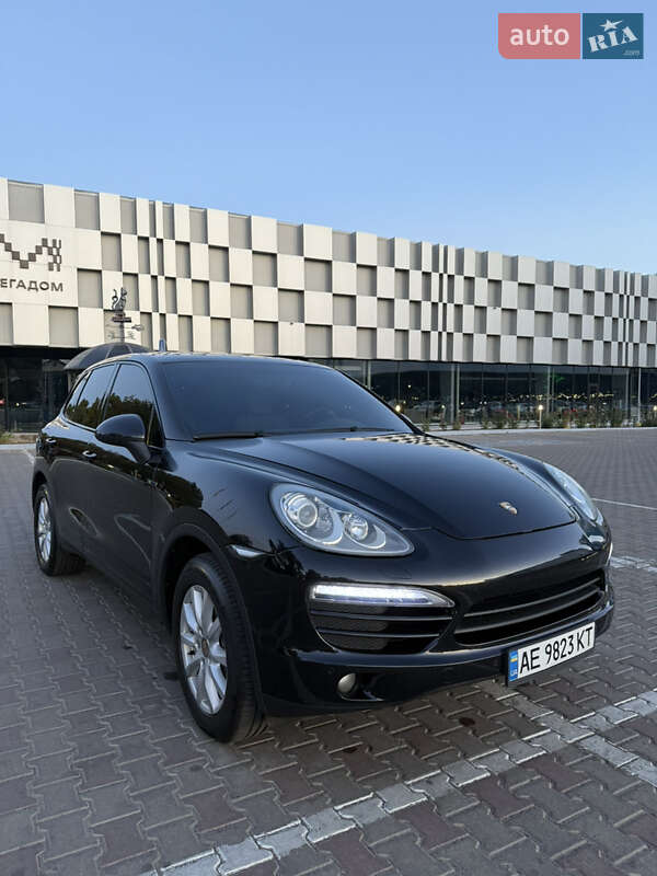 Позашляховик / Кросовер Porsche Cayenne 2012 в Одесі