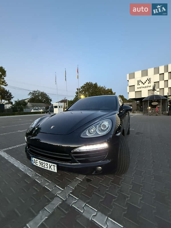 Позашляховик / Кросовер Porsche Cayenne 2012 в Одесі