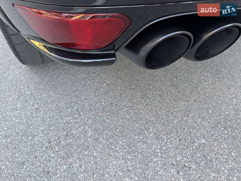 Позашляховик / Кросовер Porsche Cayenne 2012 в Києві