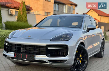 Внедорожник / Кроссовер Porsche Cayenne 2018 в Одессе