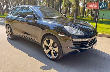 Внедорожник / Кроссовер Porsche Cayenne 2011 в Чернигове