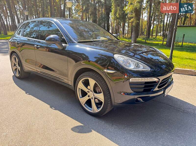 Внедорожник / Кроссовер Porsche Cayenne 2011 в Чернигове