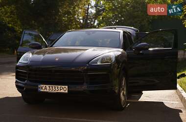 Внедорожник / Кроссовер Porsche Cayenne 2018 в 
