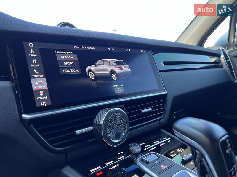 Внедорожник / Кроссовер Porsche Cayenne 2019 в Днепре