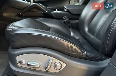 Внедорожник / Кроссовер Porsche Cayenne 2010 в 