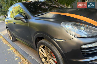 Внедорожник / Кроссовер Porsche Cayenne 2010 в 