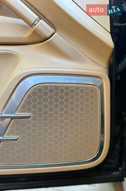 Внедорожник / Кроссовер Porsche Cayenne 2010 в 
