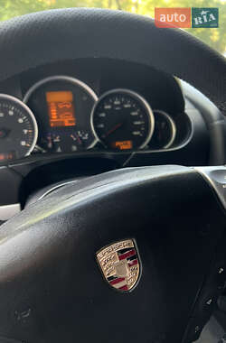 Внедорожник / Кроссовер Porsche Cayenne 2004 в 