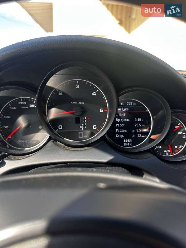 Внедорожник / Кроссовер Porsche Cayenne 2013 в Полтаве фото 2 Внедорожник / Кроссовер Porsche Cayenne 2013 в Полтаве