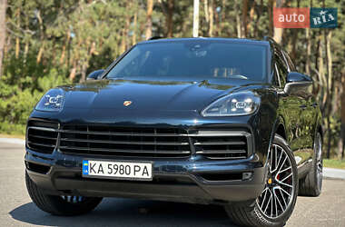 Позашляховик / Кросовер Porsche Cayenne 2019 в 