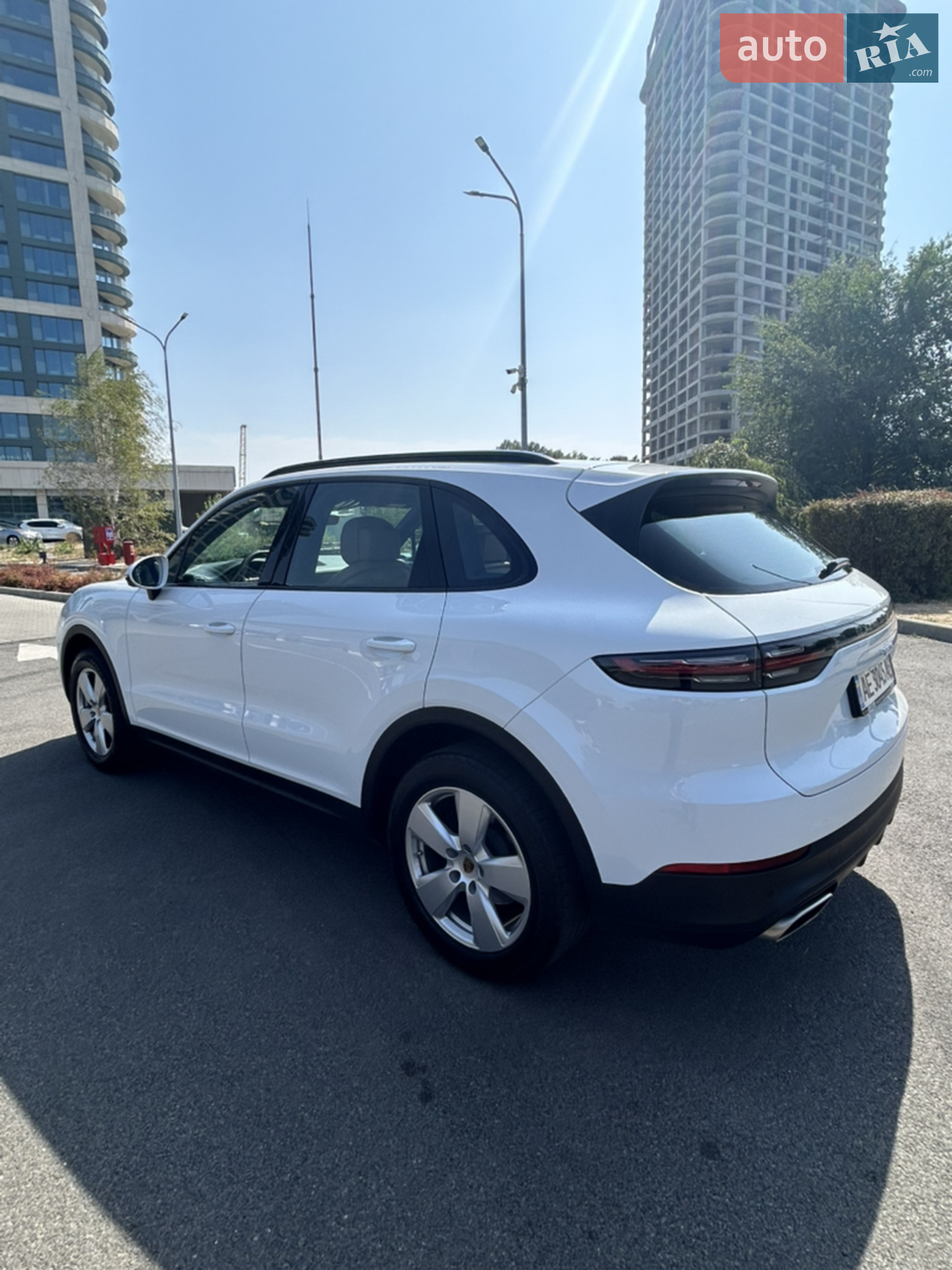 2019 Porsche Cayenne - мініатюра 6