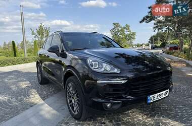 Позашляховик / Кросовер Porsche Cayenne 2017 в 