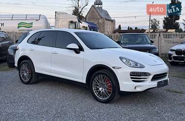 Позашляховик / Кросовер Porsche Cayenne 2014 в 