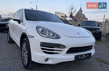 Позашляховик / Кросовер Porsche Cayenne 2014 в 