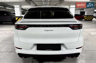 Позашляховик / Кросовер Porsche Cayenne 2019 в 