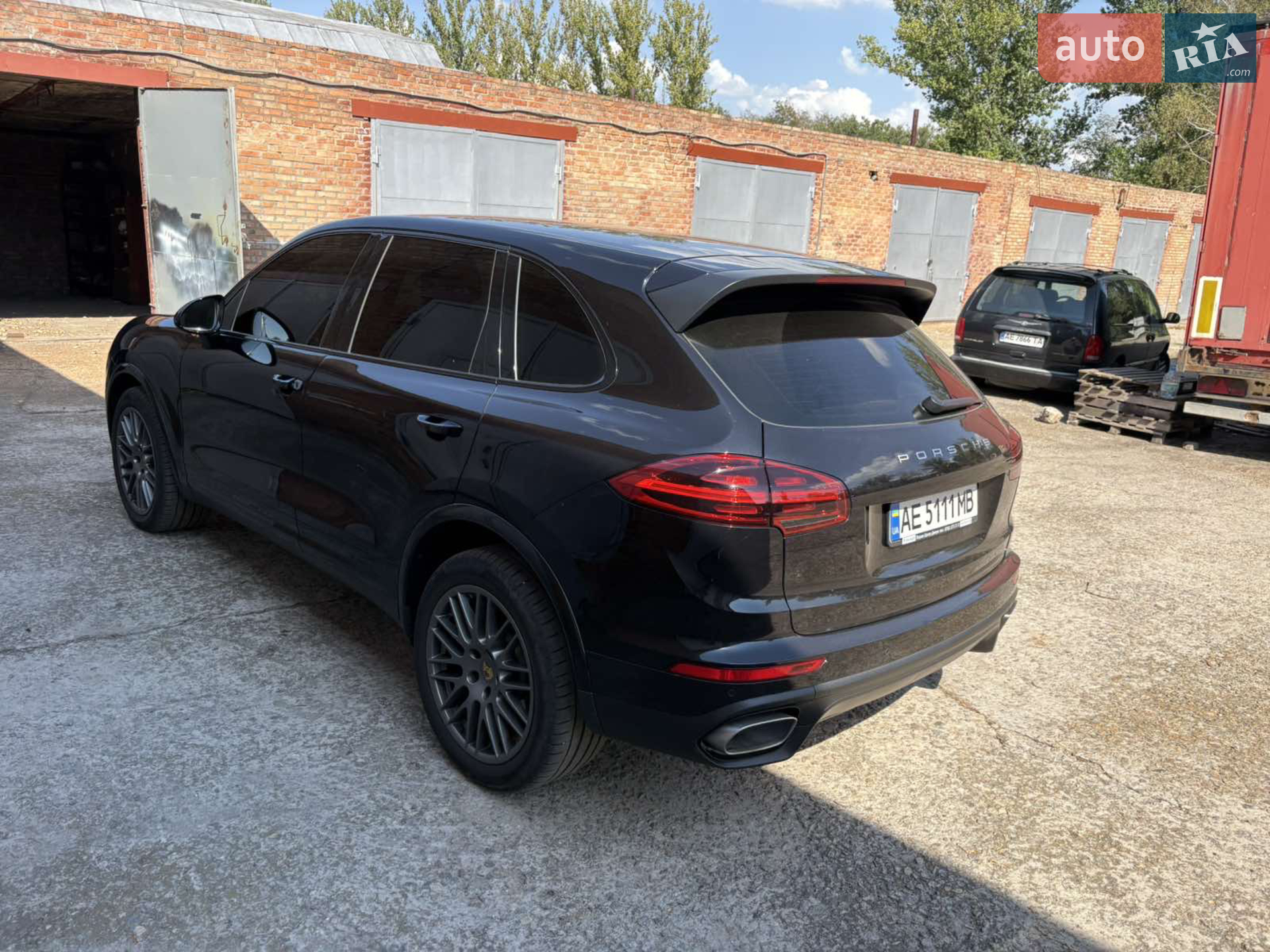 2017 Porsche Cayenne - мініатюра 21