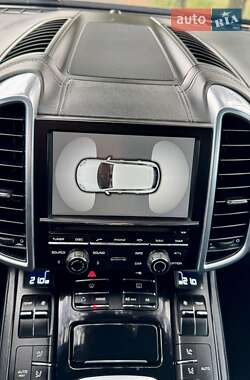 Позашляховик / Кросовер Porsche Cayenne 2011 в 